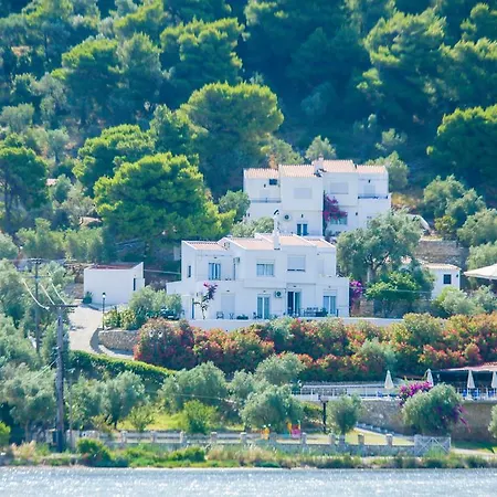 アパート Ariadni Ksanemos